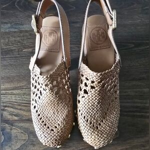 Tory Burch Women's Woven Tan Loafers
